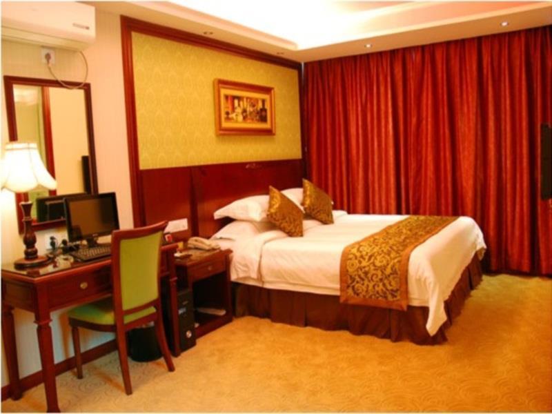 Vienna Hotel Shenzhen Train Station Branch Екстериор снимка