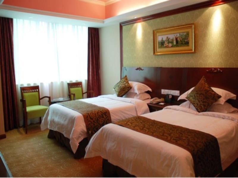 Vienna Hotel Shenzhen Train Station Branch Екстериор снимка